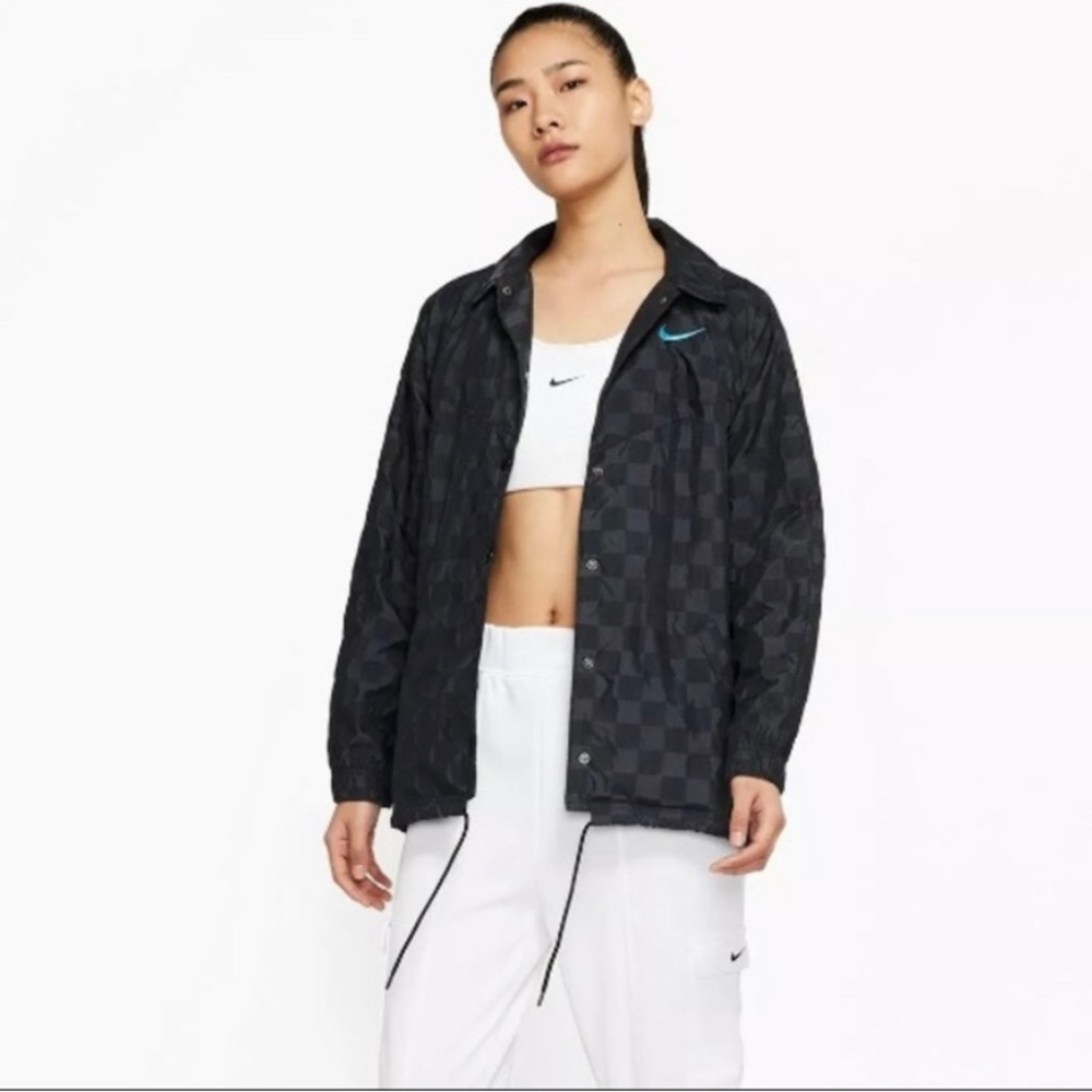Nike Sportswear checkered long coaches jacket